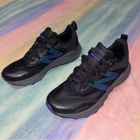 New Balance trail sneaker Women's Nitrel v4 Running Shoes size 7 - Picture 3 of 10
